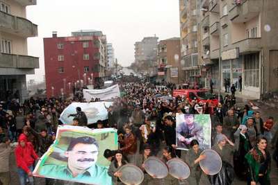Şırnak'ta Öcalan'a özgürlük yürüyüşü
