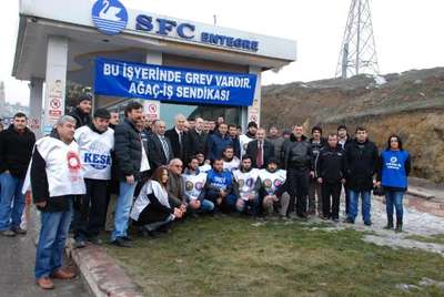 Kastamonu'da fabrika işçilerinin eylemi sürdü