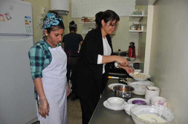 Hakkarili girişimci kadın lokanta açtı