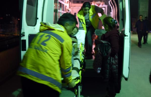 Van'da kaza: 8 yaralı