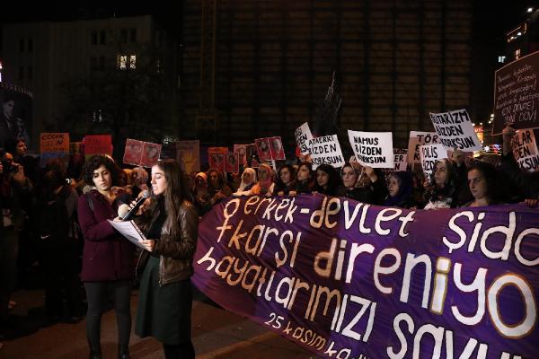 Kadınlar, kadına karşı şiddete dur demek için yürüdü