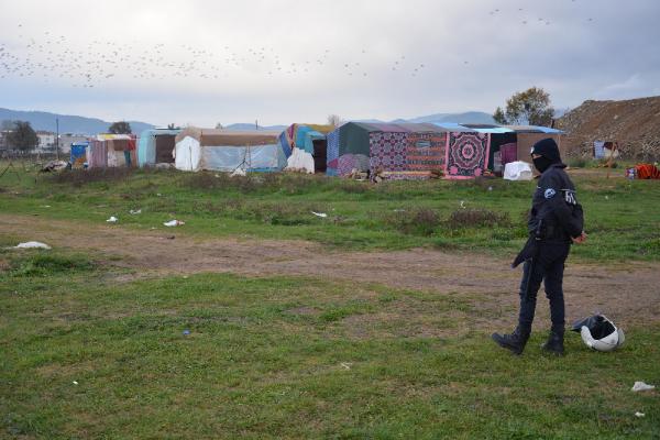 Bursa'daki Suriyeli sığınmacılar Osmaniye'ye gönderildi