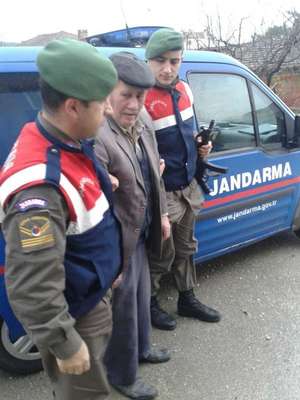Alzheimer hastası donmak üzereyken bulundu