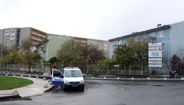 Tacize uğrayan kız öğrencilerden çağrı: Yurdun giriş kapısı değişsin