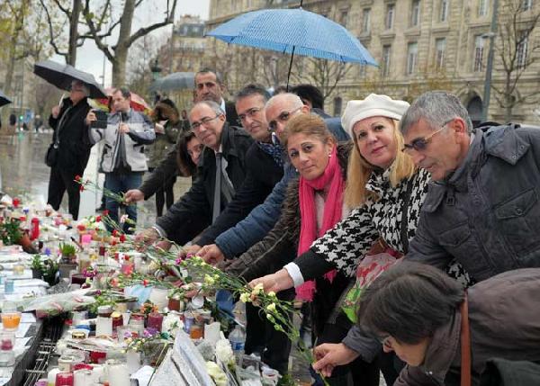 FUAF Paris’teki saldırıda hayatını kaybedenleri andı