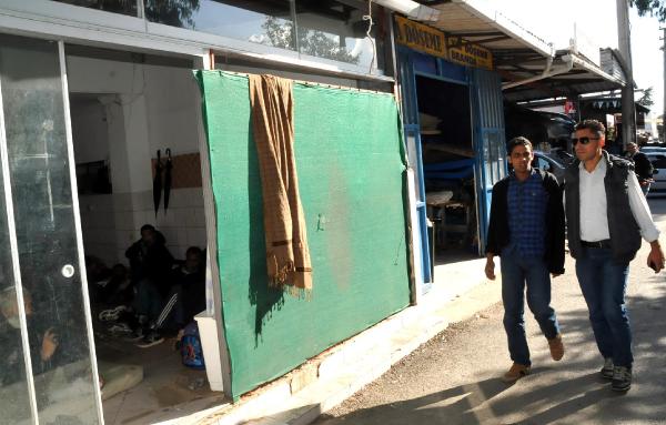 Polise bir dükkan dolusu kaçak sürprizi