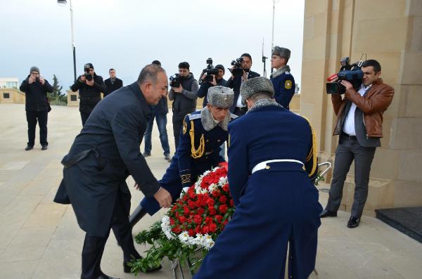 Dışişleri Bakanı Mevlüt Çavuşoğlu Azerbaycan’da