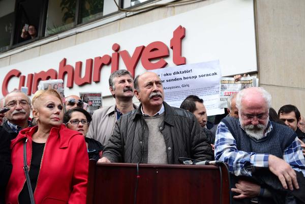 Cumhuriyet Gazetesi'ne  destek ziyaretleri