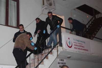 Lise öğrencisi annesini öldürdü, 'beni idam edin' diye bağırdı
