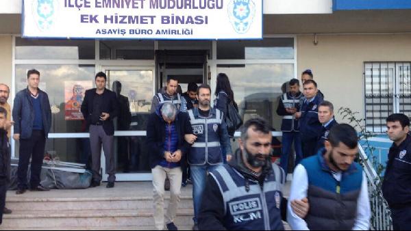 İzmir'de insan kaçakçılığı şebekelerine darbe