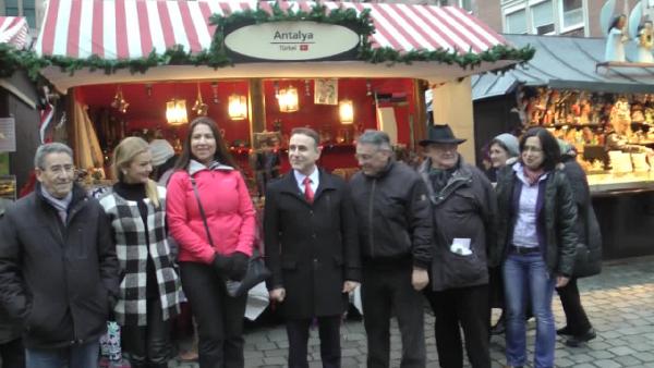 Dünyaca ünlü Nürnberg Noel pazarı açıldı