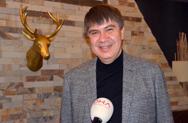 Menderes Türel: Ruslar doğdukları yer Rusya, doydukları yer Antalya gözüyle bakıyor