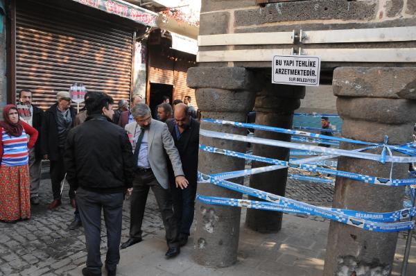 Diyarbakır'da silahlı saldırı: Baro Başkanı Elçi öldürüldü, 1 polis şehit- YENİDEN
