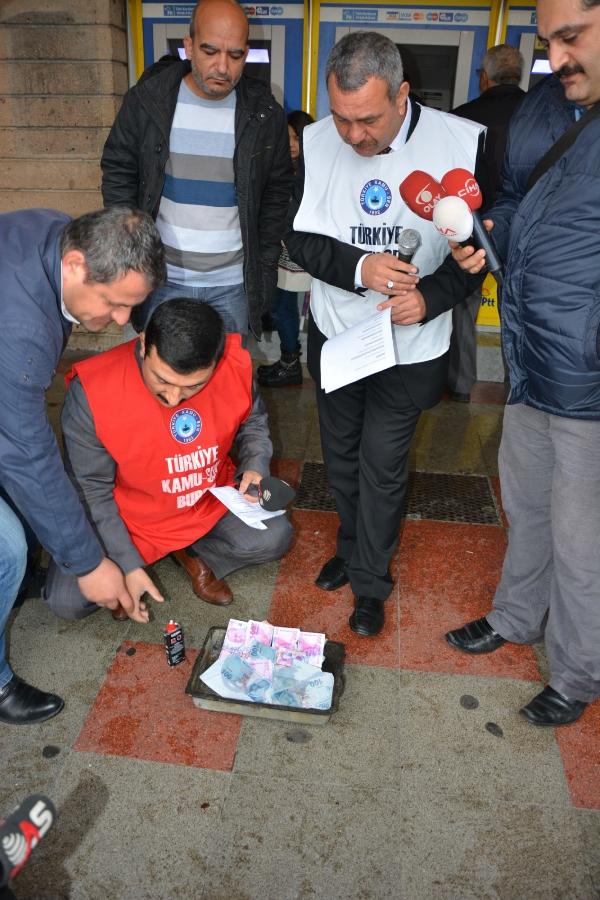 'Kayıp' paranın bulunması için mangalda sahte para yaktılar