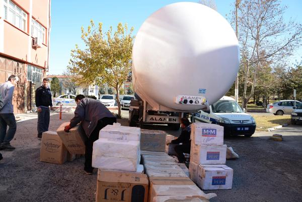 Aksaray’da LPG tankerinde 320 bin paket kaçak sigara ele geçirildi