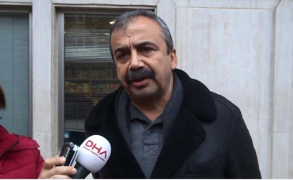 Sırrı Süreyya Önder "Tarih bilenler için faili tahmin etmek güç değil"