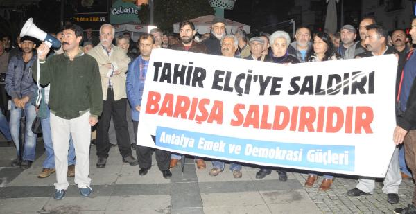 Diyarbakır Barosu Başkanı Elçi'nin öldürülmesi Antalya'da protesto edildi