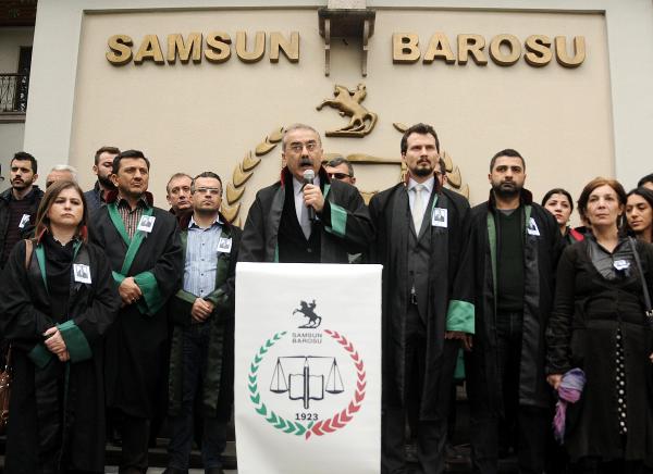 Samsun'da avukatlar Elçi için yürüdü