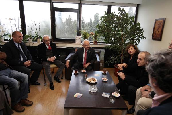 Kılıçdaroğlu'ndan Cumhuriyet'e geçmiş olsun ziyareti