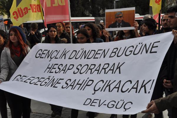 İzmir'de Tahir Elçi'nin öldürülmesine tepki