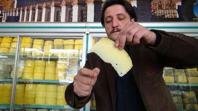 Kars'taki üreticiler: Gerçek kaşar peyniri yanmaz