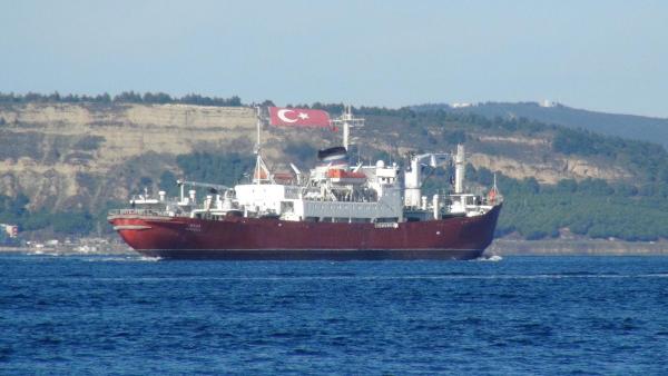 Rus Donanması'na ait lojistik gemisi Çanakkale Boğazı'nda