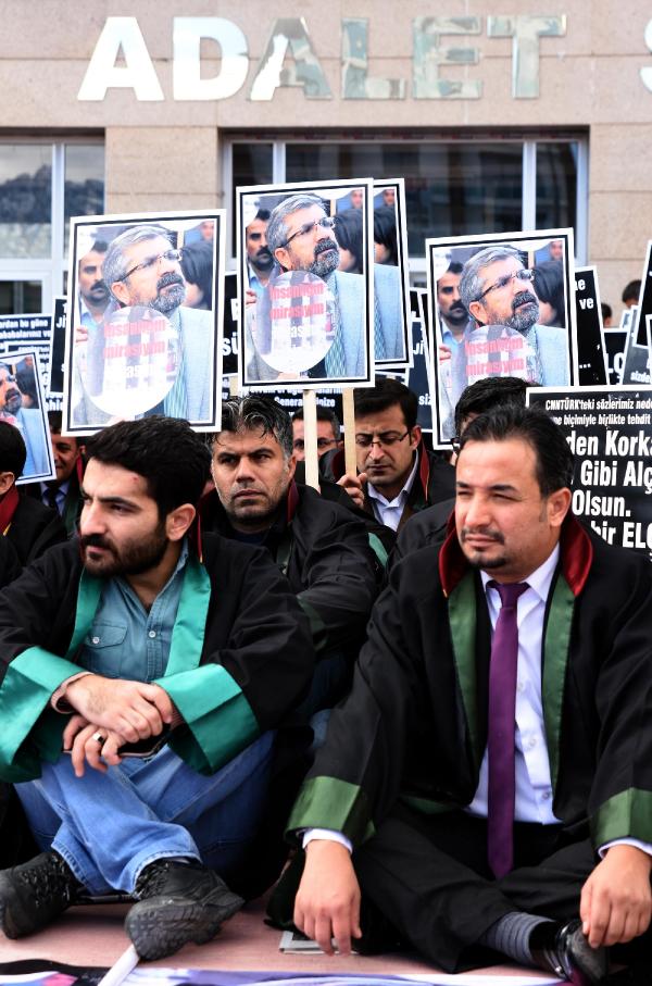 Van'da 15 ilin barosundan Tahir Elçi'nin öldürülmesine kınama