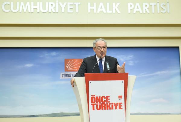 CHP Sözcüsü Koç: AB mülteci sorununu Türkiye'yi mülteci taşeronluğuna iterek halletmek istiyor