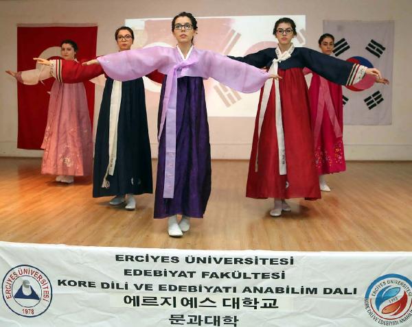 ERÜ'de, Kore rüzgarı esti