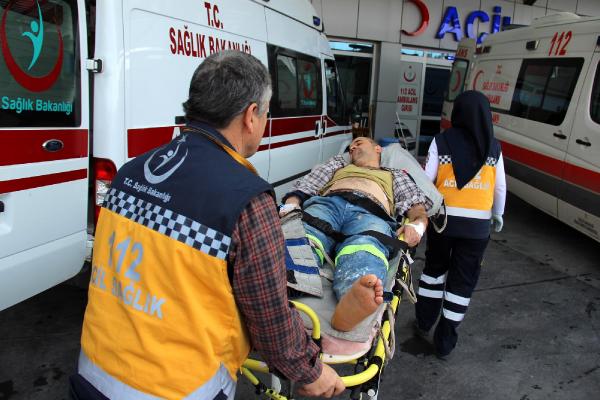 Akıma kapılan 3 işçi yaralandı