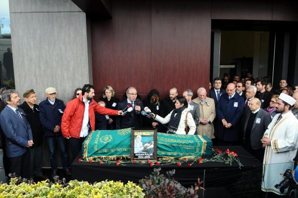 Hasan Pulur'un cenazesi Milliyet Gazetesi'nden çiçeklerle uğurlandı