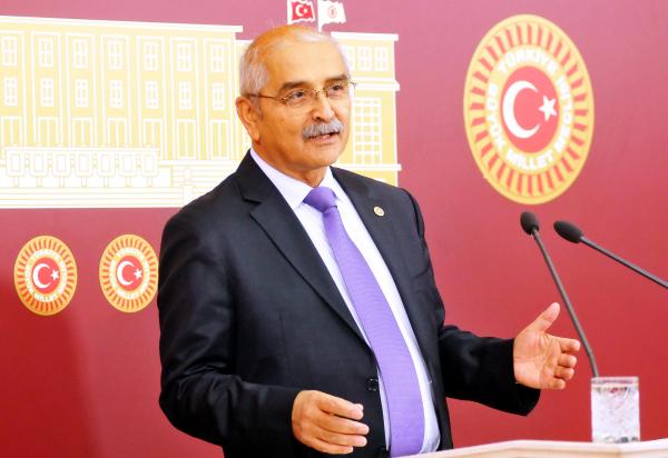 CHP'li vekiller, Aylan bebeğin cesedinin kıyıya vurduğu sahilden denize açılacak