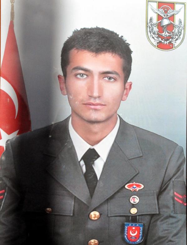 Şehit uzman çavuş son yolculuğuna uğurlandı