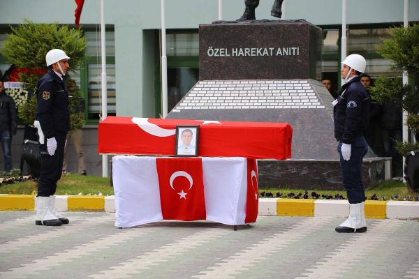 Şehit polis memuru Mustafa Yavaş için tören düzenlendi