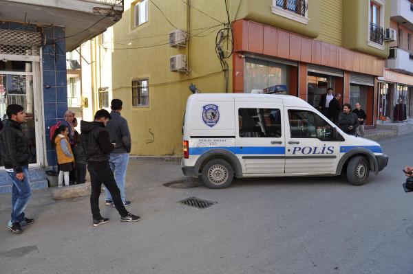 Açık cezaevinden kaçtı, boşanmak isteyen eşini öldürdü