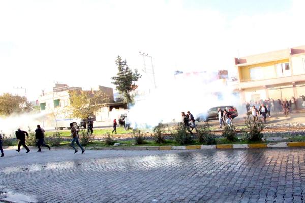Nusaybin'de olaylı yürüyüş