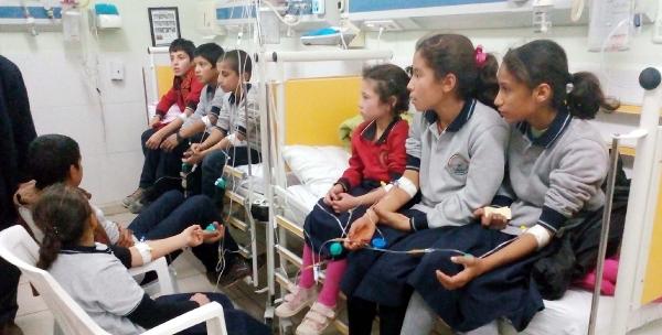 Şanlıurfa’da 98 öğrenci yemekten zehirlendi