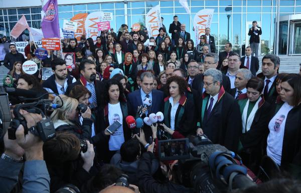 Özgecan cinayeti sanıkları, ağırlaştırılmış müebbet hapis cezasına çarptırıldı (3)