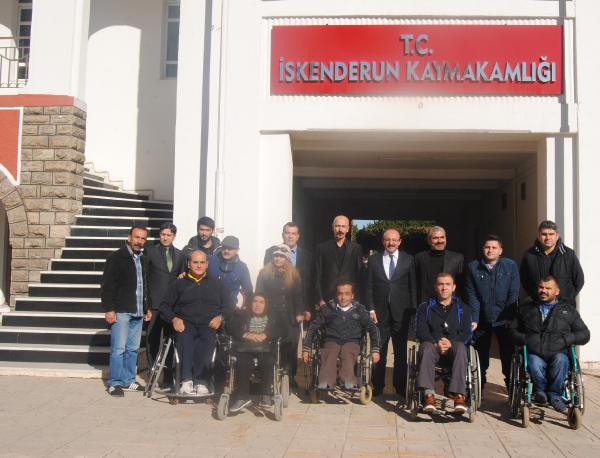 Engelliler, kendi günlerinde de engelleri aşamadı