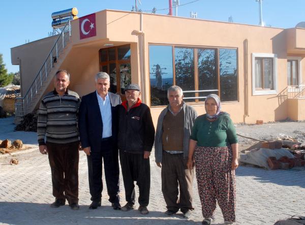 Şehit Akkabak'ın dedesine belediyeden ev: Öldüğünden bu yana mezarında 5 defa yattım