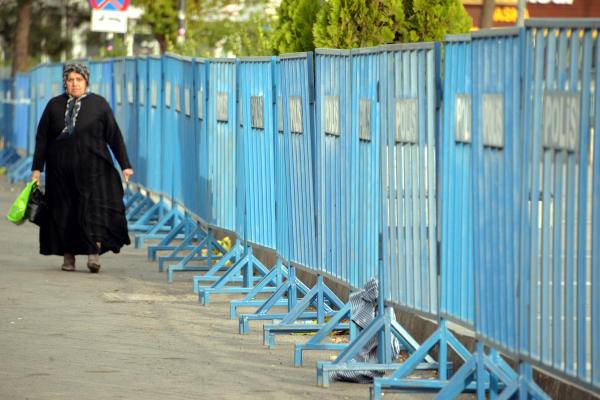 Diyarbakır'da Sur'dan sonra Dağkapı Meydanı'nda sokağa çıkma yasağı