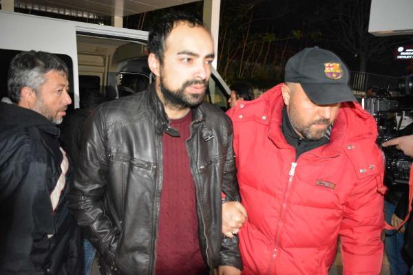 Bursa’da 'paralel yapı' operasyonunda gözaltına alınanlar doktor kontrolünden geçti