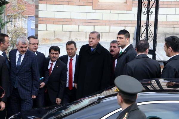 Cumhurbaşkanı Erdoğan eski mahallesinde