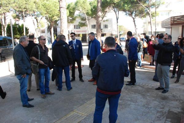Didim'de parka Hipokrat heykeli