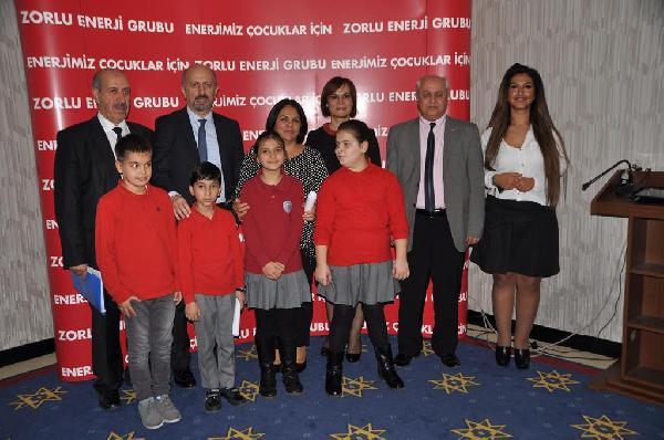 (Fotoğraflı Bülten Dağıtımı) Zorlu Enerji Grubu’nun yeniden yapılandırdığı “Enerjimiz Çocuklar İçin” projesi Tekirdağ’da