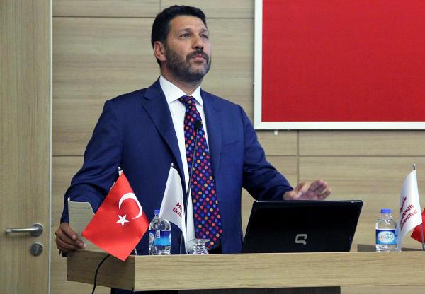 Memduh Boydak,Melikşah Mütevelli heyet başkanlığını bıraktı