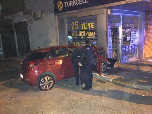 Kadın sürücü, trafik magandası kurbanı oldu