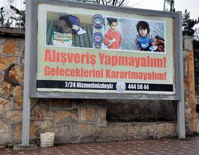 Sivas Belediyesi: Mendil satan çocuklardan alışveriş yapmayın