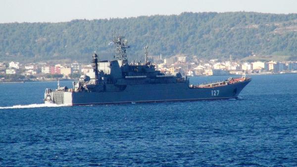 Rus gemileri Karadeniz yolunda