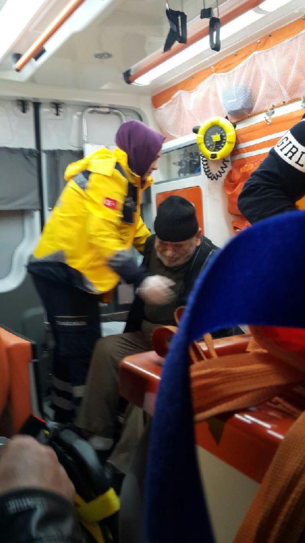 Ordu'da silahlı kuyumcu soyguncuları 1 kişiyi vurup, 3 kişiyi rehin aldı (4)